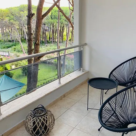 Joyb Near Golem, Durres アパート ゴーレム